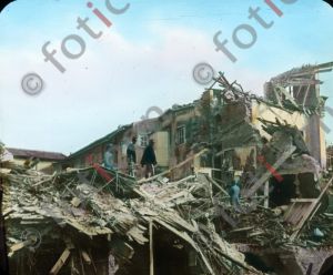 Erdbeben und Vulkanismus --- Earthquakes and volcanoes